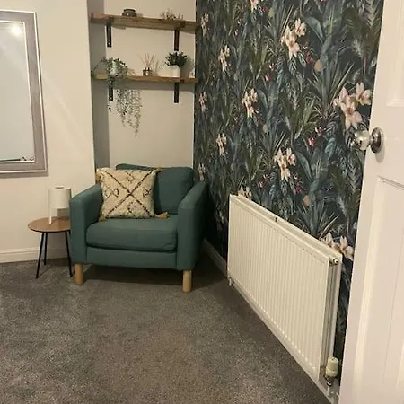 Stylish & Spacious House, Perfect For Visits Or Stopovers * Bristol